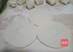 Illustration of how to make shepherd's purse steamed buns 6