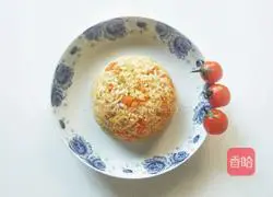 Illustration of how to make carrot, cucumber and egg fried rice 18