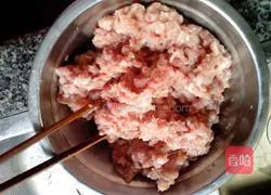 Illustration of how to make dumplings 1