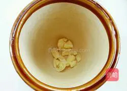 Dumplings Illustration of how to make dipping sauce 6