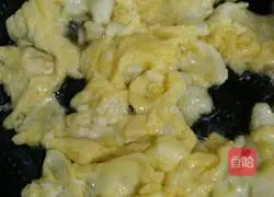 Illustration of how to make colorful fried rice 4