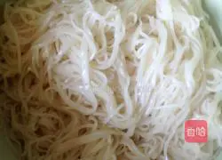 Illustration of how to make the favorite cold noodles in summer 6