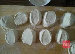 Illustration of how to make hedgehog steamed buns 3