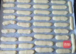 Illustration of how to make Changbai cake, also known as beef tongue cake 8