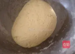Illustration of how to make two-color threaded steamed buns 2
