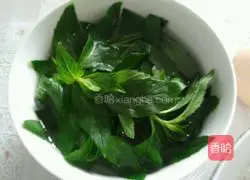 Illustration of how to make mint egg pancake 1