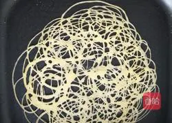 Illustration of how to make hollow gold cake 7