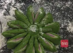 Illustration of how to make rainbow steamed buns 5