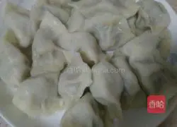 Illustration of making dumplings with cowpea stuffing 17