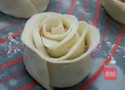 Illustration of how to make rose dumplings 6