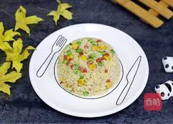 Illustration of how to make krill and three delicacies fried rice 14