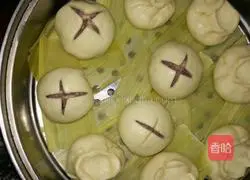 Illustration of how to make red bean stuffed buns 7