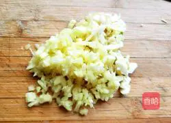 Illustration of homemade dumpling dipping sauce (with chili oil preparation method) 7