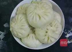 Illustration of how to make mushroom and beef stuffed buns 12