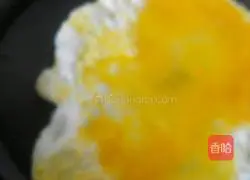 Illustration of three fresh dumplings 3