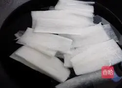 Illustration of how to make white radish vermicelli steamed buns 3