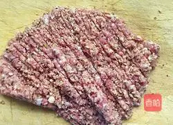 Illustration of how to make Ruyi Yuanbao wontons 2