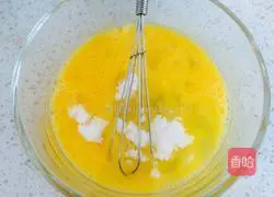 Egg pancake roll.Illustration of how to make it 3