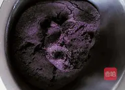 Illustration of how to make black rice two-color steamed buns 4