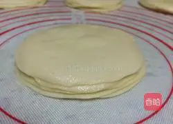 Spring Cake Recipe Illustration 8