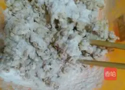 Illustration of how to make salted egg white pancakes 4