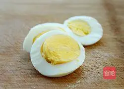 Illustration of how to make marshmallow sandwich 6