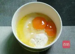 Illustration of how to make green onion egg pancake 3