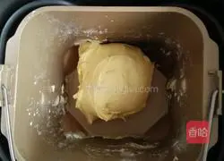 Illustration of how to make homemade low-sugar corn buns (Wootou) with bread machine 3