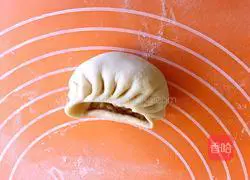 Illustration of how to make eggplant and meat stuffed buns 14