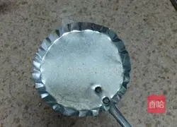 Illustration of how to make white rice and shrimp cakes 6