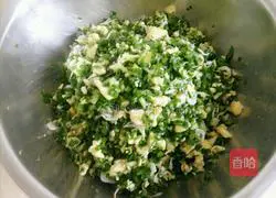 Chives and egg filling Illustration of how to make dumplings 13