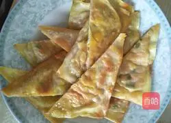  Illustration of how to make wonton and preserved egg patties 10
