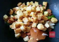 Illustration of how to make fried steamed buns 10