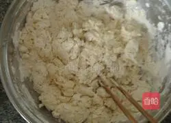 Illustration of how to make cabbage, fungus and pork stuffed buns 3