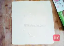 Illustration of how to make cabbage and pork wontons 6