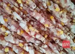 Illustration of how to make wontons 2