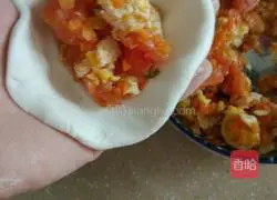 Illustration of how to make carrot and egg buns 12