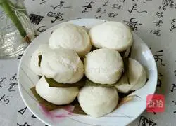 Illustration of how to make white steamed buns 2