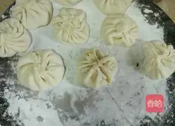 Illustration of how to make carrot and egg buns 14