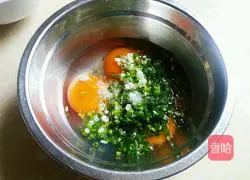 Illustration of how to make scallion cornmeal omelet 3