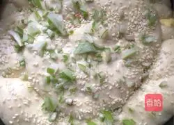 Illustration of making floss sausage dough cake 5