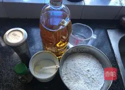 Illustration of how to make hand-caught cake embryos 1