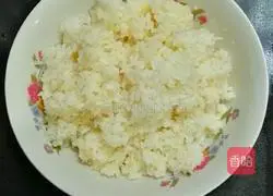 Illustration of how to make beef fried rice 1