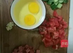 Illustration of how to make fried noodles with eggs and ham 3