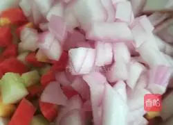 Illustration of how to make spicy egg fried rice 3