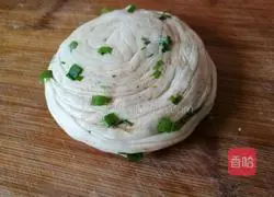 Illustration of how to make golden pancake 9