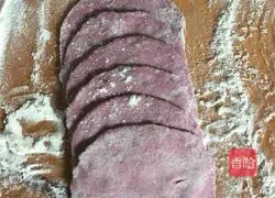 Illustration of how to make purple sweet potato and rose steamed buns 4