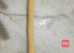 Illustration of how to make caterpillar steamed buns 5