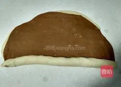 Illustration of how to cut steamed buns with two-color knife 6