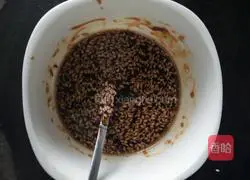 Illustration of braised pork ribs with rice 20